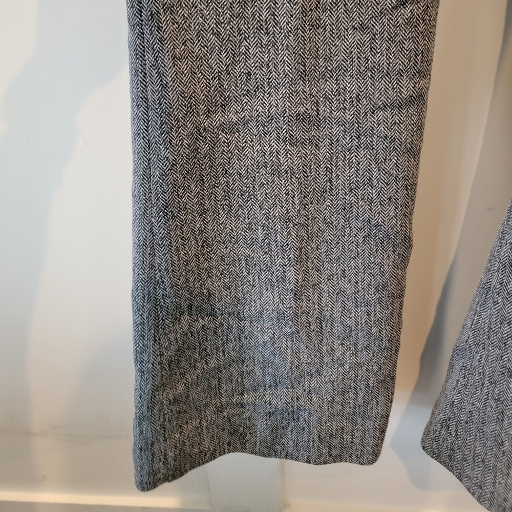 Liz Lange Maternity Slacks, Black and White, Size 4 - Picture 3 of 8